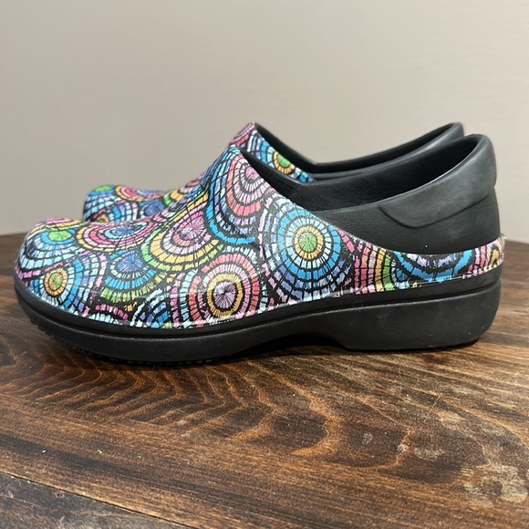 Crocs Clog Women’s Size 8 Neria Pro II Clog Work Slip On SR Shoes Nursing - Picture 5 of 8